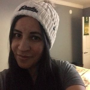 Meet your Posher, Roxana